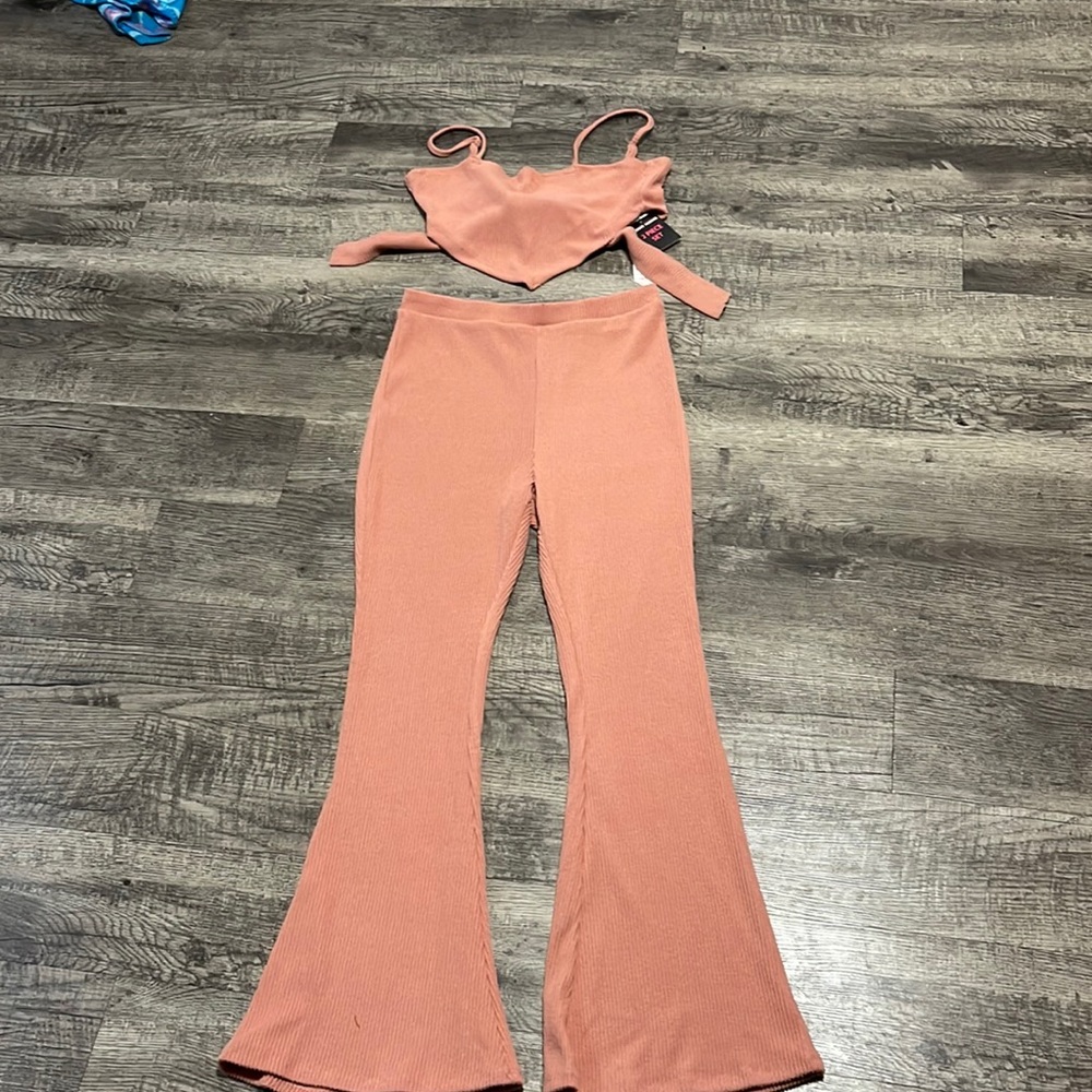 2 piece set. Flare pants with Bra Top NEW
